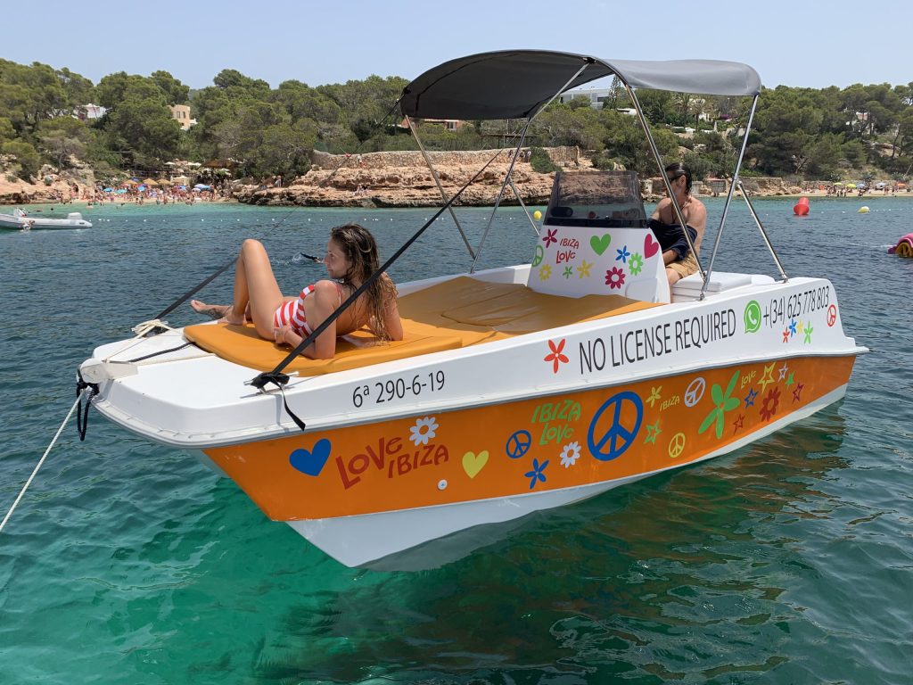 barcos sin licencia ibiza cata